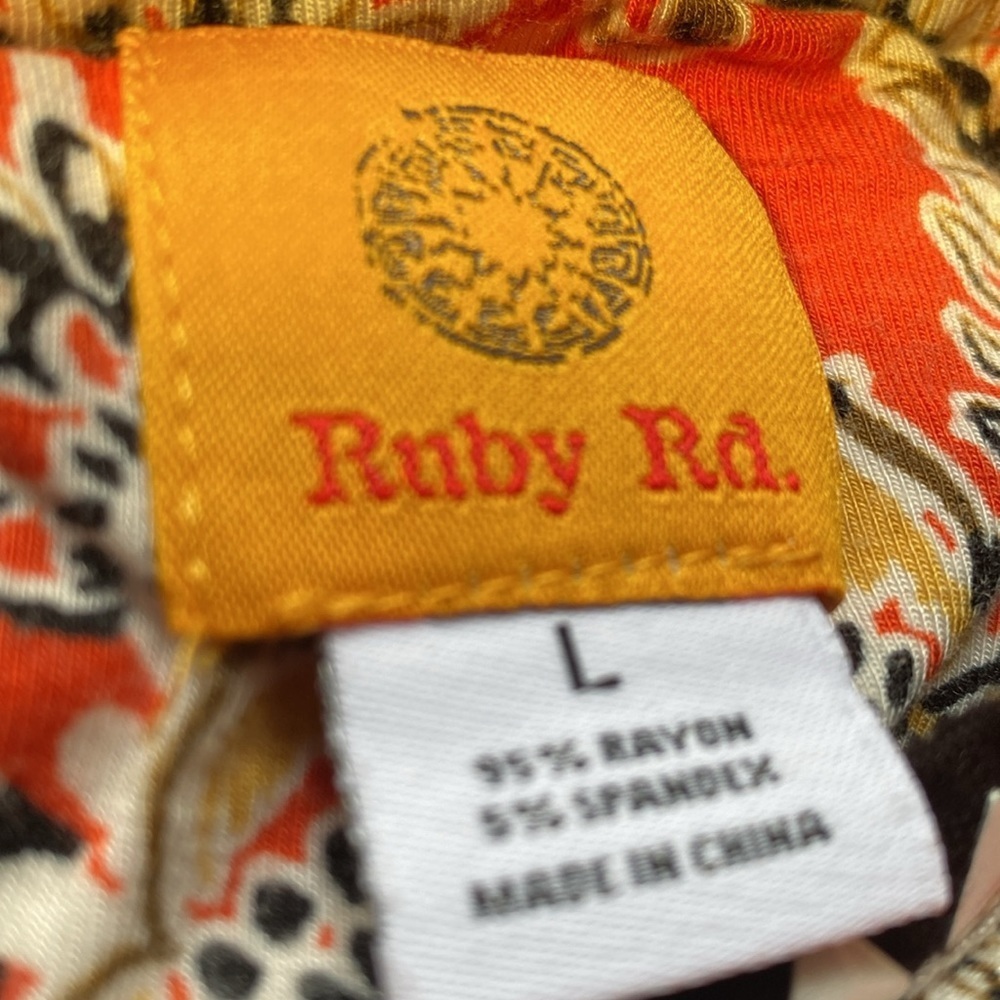 Ruby Rd Tunic with L Side Drawstring Gather - Picture 5 of 5